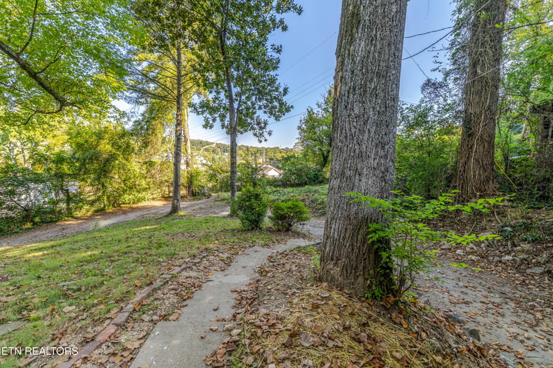 120 Holston Ct, Knoxville, TN 37914