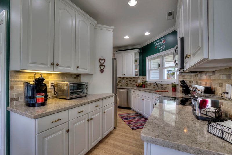 120 Kenosha Ln, Loudon, TN 37774