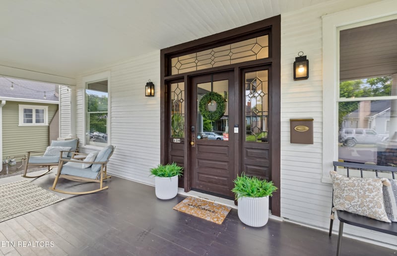 120 Leonard Pl, Knoxville, TN 37917