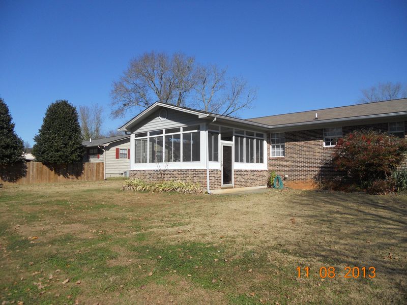 120 Lewis Dr, Kingston, TN 37763