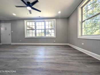 120 Marietta Cir, Oak Ridge, TN 37830