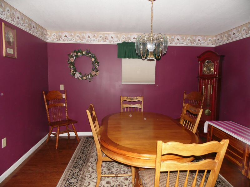 120 Old Pinecrest Ln, Jacksboro, TN 37757