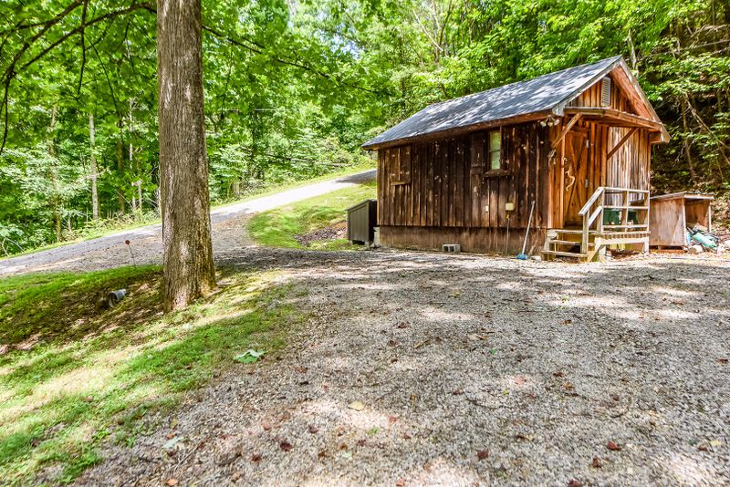 120 Pauley Gap Road Rd, Townsend, TN 37882