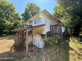 120 Pickering St, Knoxville, TN 37914