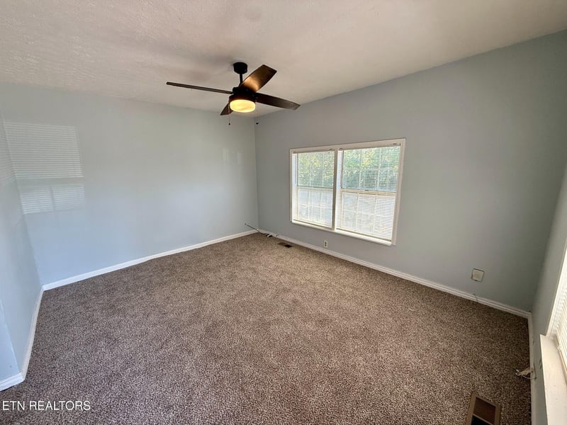 120 Pickering St, Knoxville, TN 37914