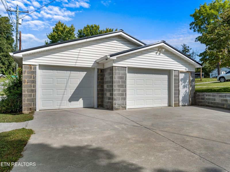 120 Raymond Layel Rd, Bean Station, TN 37708