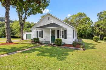 120 Shipe Rd, Powell, TN 37849