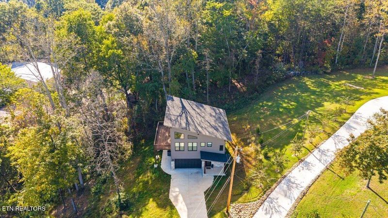 120 Stem Ln, Clinton, TN 37716