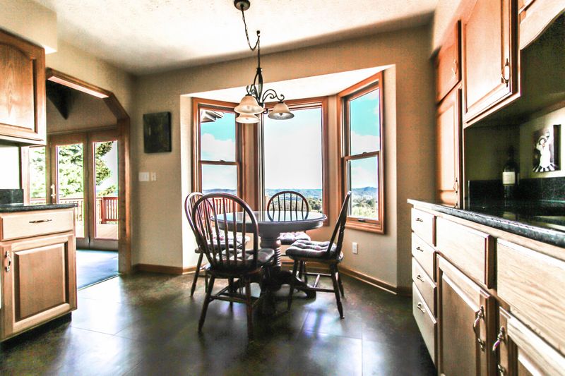 120 Thurman Ln, Clinton, TN 37716