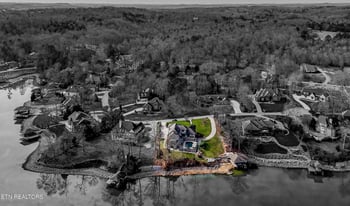 120 Turtle Cove Ct, Lenoir City, TN 37772