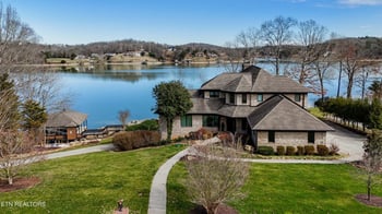 120 Turtle Cove Ct, Lenoir City, TN 37772