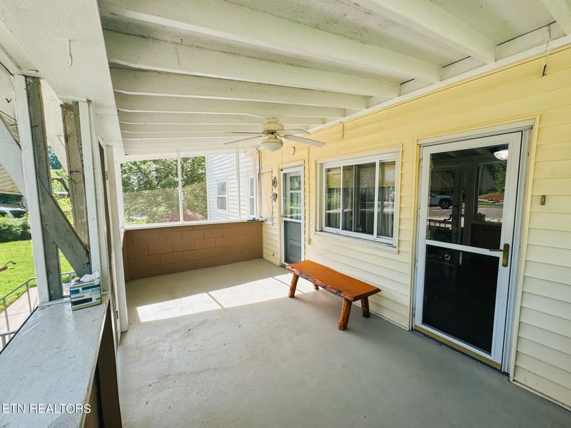 120 Wabash Ln, Oak Ridge, TN 37830