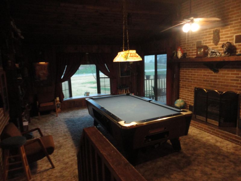 1200 Cooper Lake Rd, Oneida, TN 37841