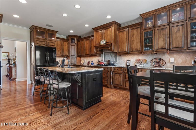 1200 Kahite Tr, Vonore, TN 37885