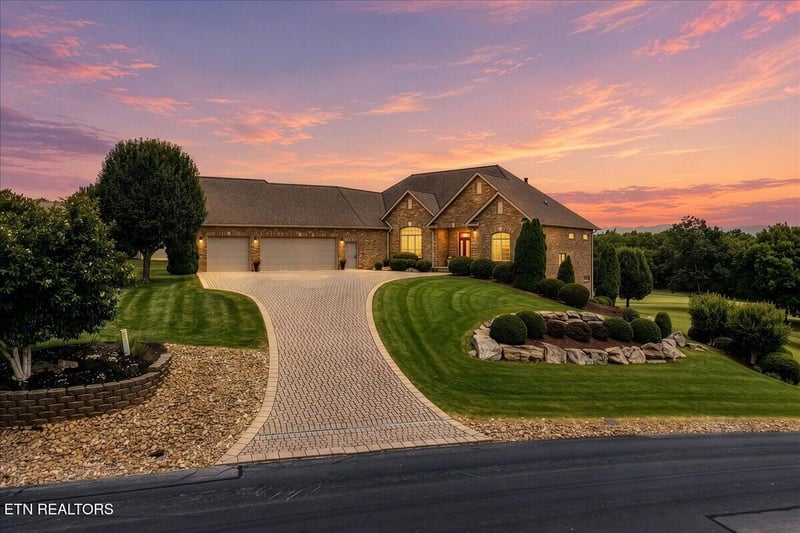 1200 Kahite Tr, Vonore, TN 37885