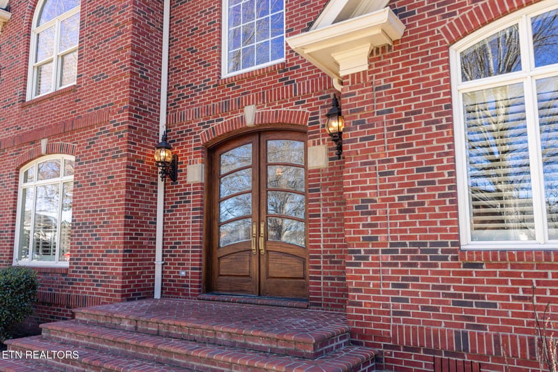 12000 Avallon Pl, Farragut, TN 37934