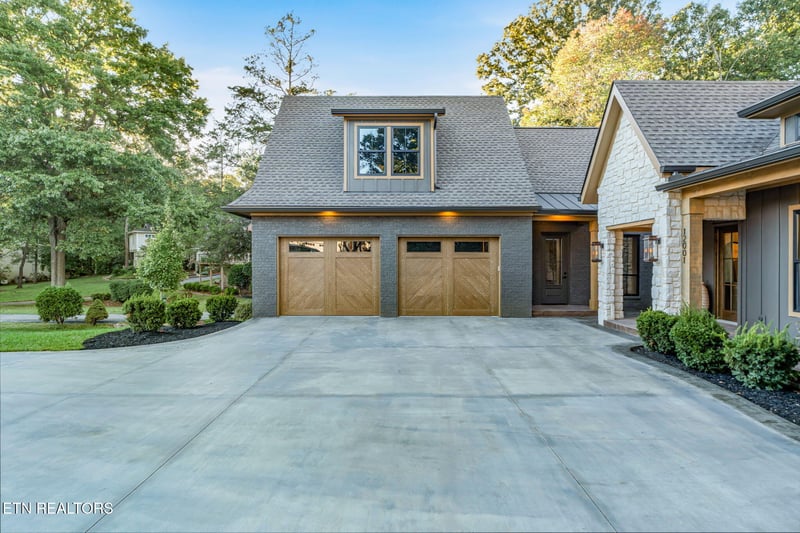 12001 Congressional Point, Knoxville, TN 37934