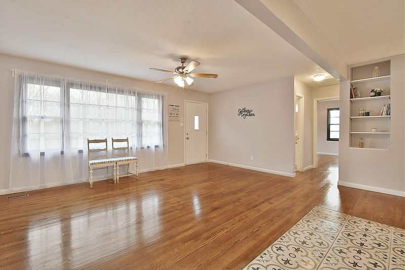 1201 Baker Ave, Knoxville, TN 37920