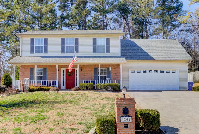 1201 Chatam Ridge Ln, Knoxville, TN 37932