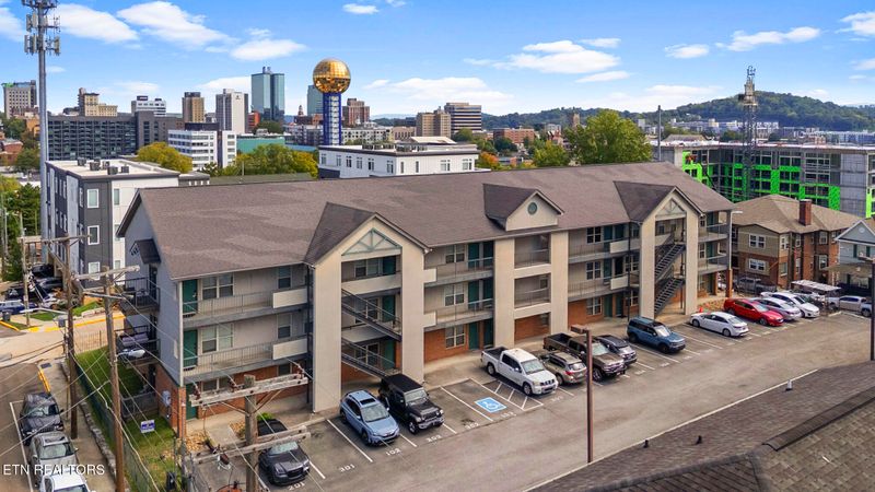 1201 Laurel Ave #101, Knoxville, TN 37916