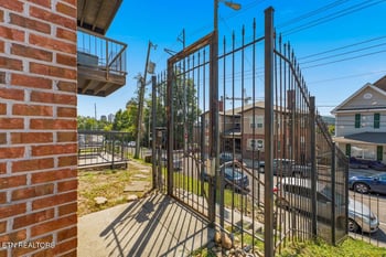 1201 Laurel Ave #107, Knoxville, TN 37916