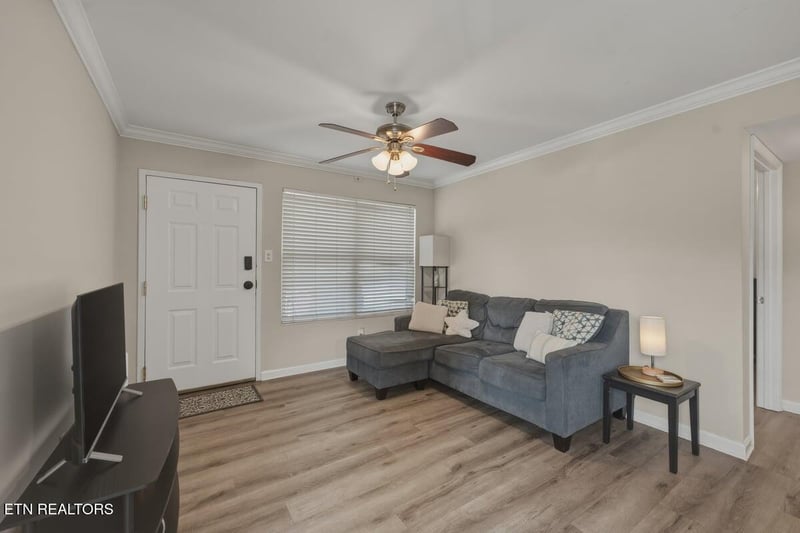 1201 Laurel Ave #107, Knoxville, TN 37916