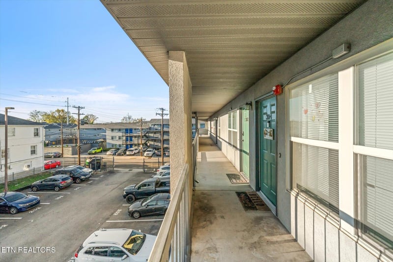 1201 Laurel Ave #304, Knoxville, TN 37916