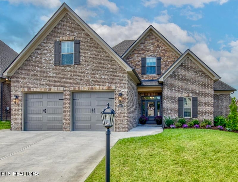 12014 Avery Manor Ln, Knoxville, TN 37932