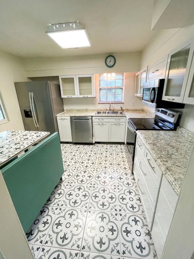 12016 W Kings Gate Rd, Knoxville, TN 37934