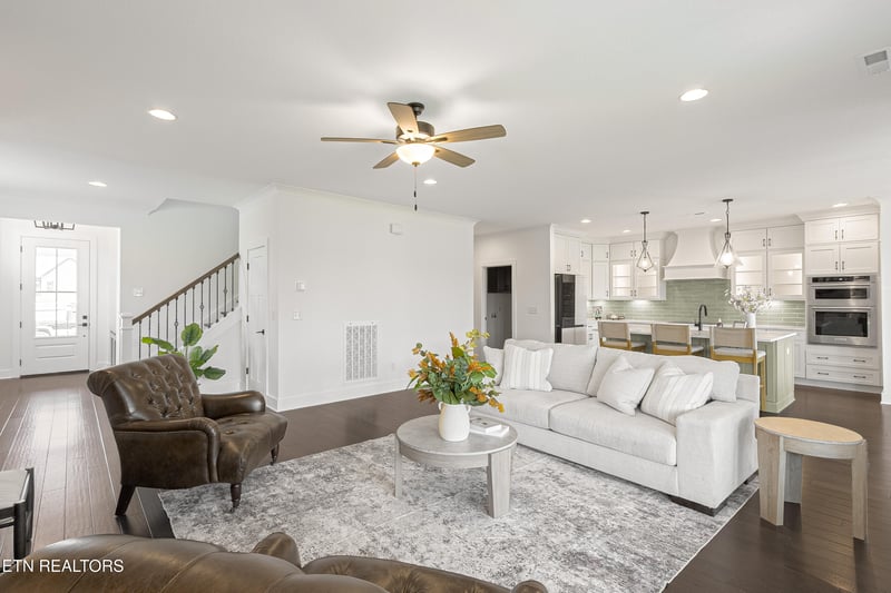 12027 Deer Crossing Dr, Knoxville, TN 37932