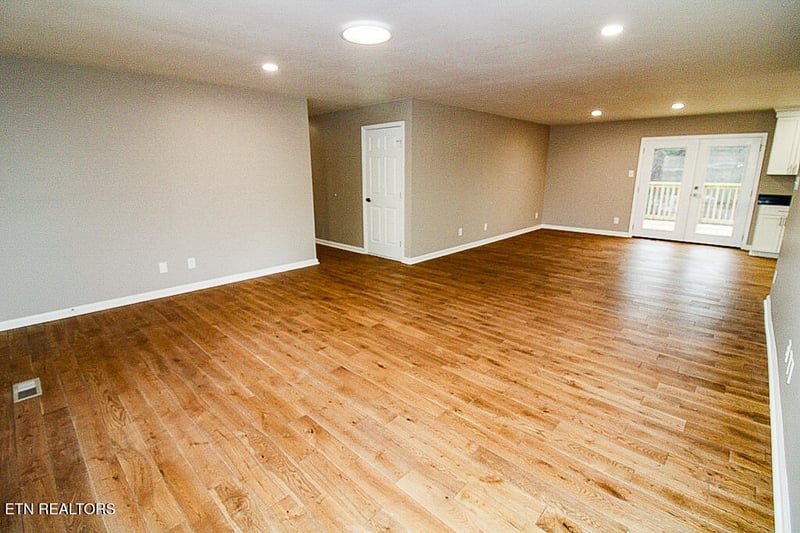 1203 Clendenen Rd, Maryville, TN 37801