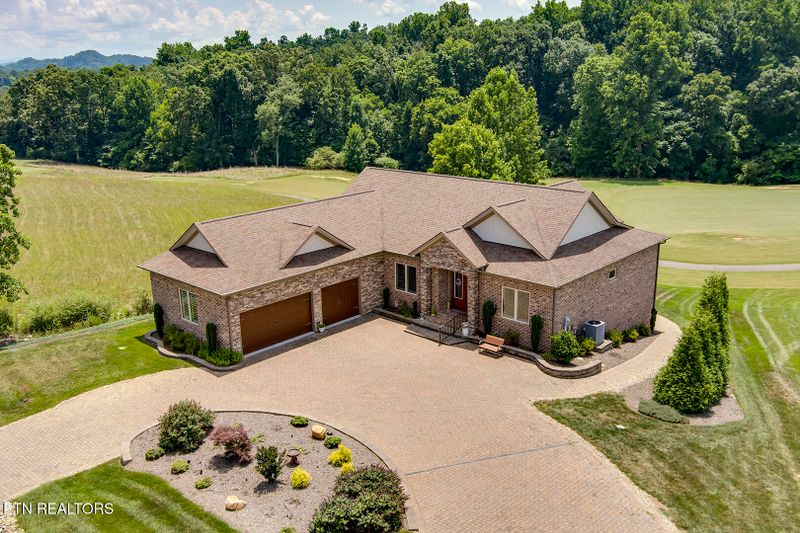 1203 Kahite Tr, Vonore, TN 37885