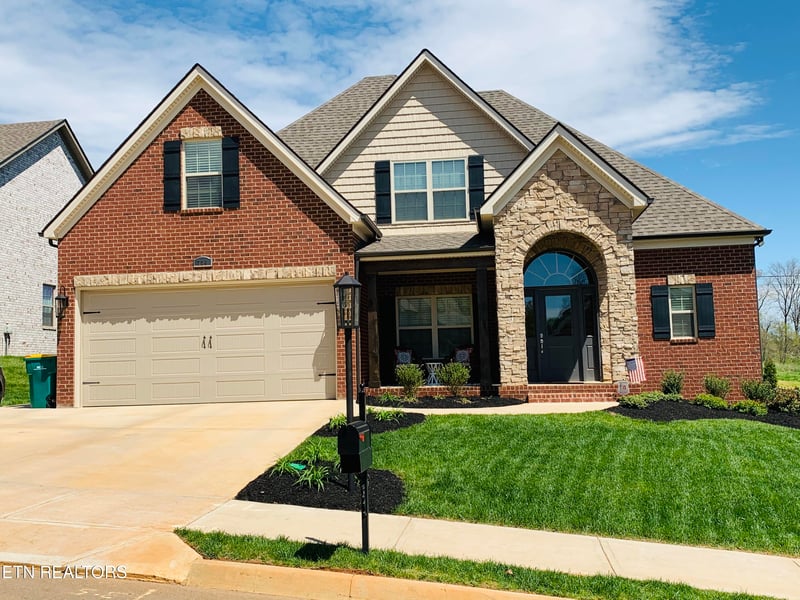 12034 Avery Manor Ln, Knoxville, TN 37932