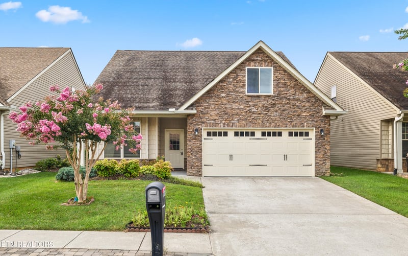 12036 Woodhollow Ln, Knoxville, TN 37932