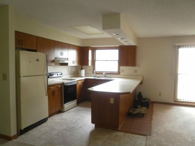 1204 Arrowhead Dr, Crossville, TN 38572