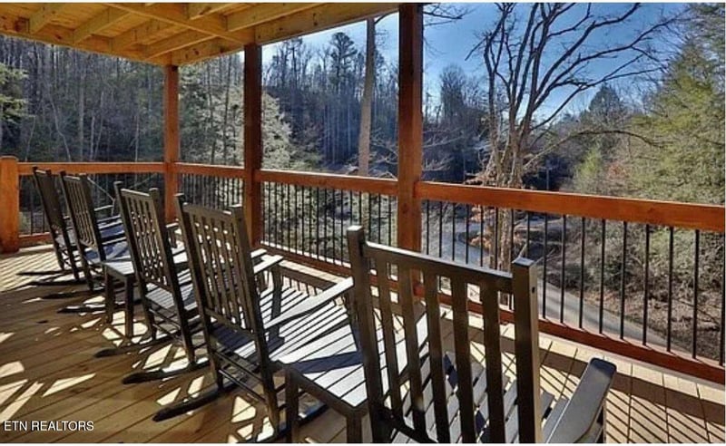 1204 Bianca Way, Gatlinburg, TN 37738