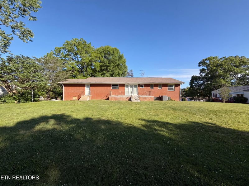 1204 Britton Dr, Knoxville, TN 37912