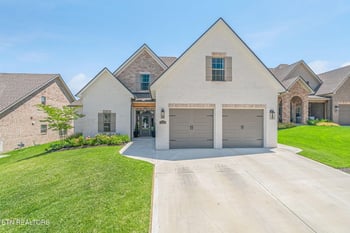 12042 Avery Manor Ln, Knoxville, TN 37932