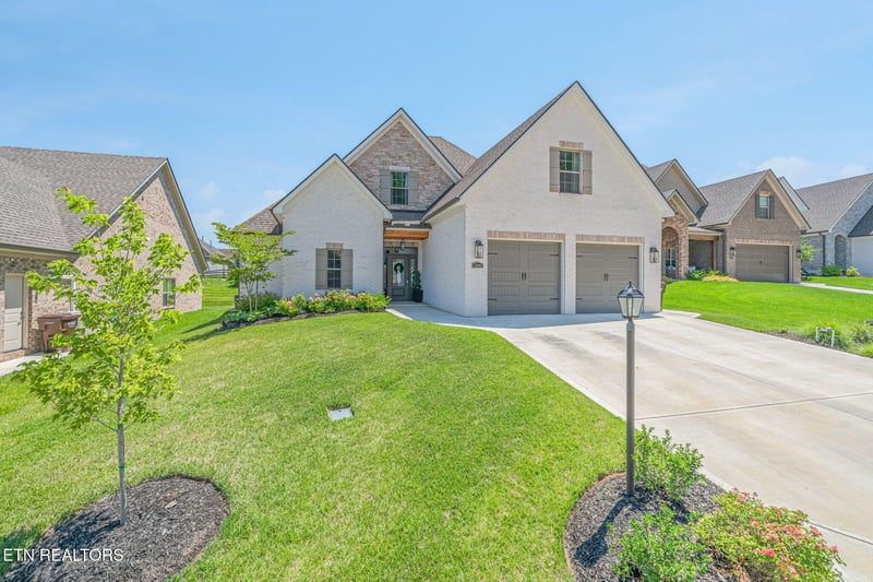 12042 Avery Manor Ln, Knoxville, TN 37932