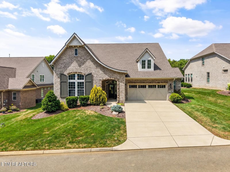 12047 Boyd Chase Blvd, Farragut, TN 37934