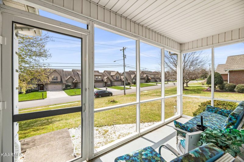 1206 Crestway Dr, Athens, TN 37303