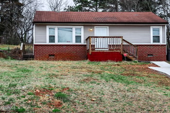 1207 Crest Brook Dr, Knoxville, TN 37923