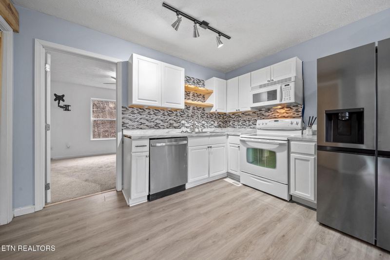 1207 Pool St #4, Sevierville, TN 37862