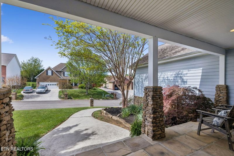 1208 Fox Ridge Dr, Powell, TN 37849