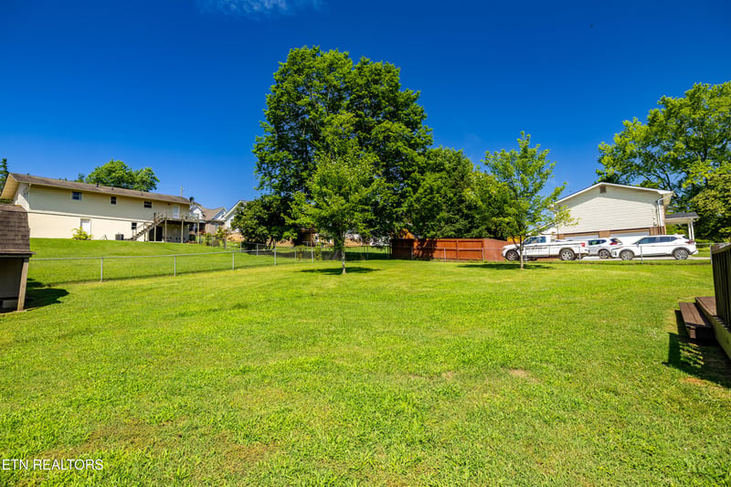 1208 Hoss Rd, Powell, TN 37849