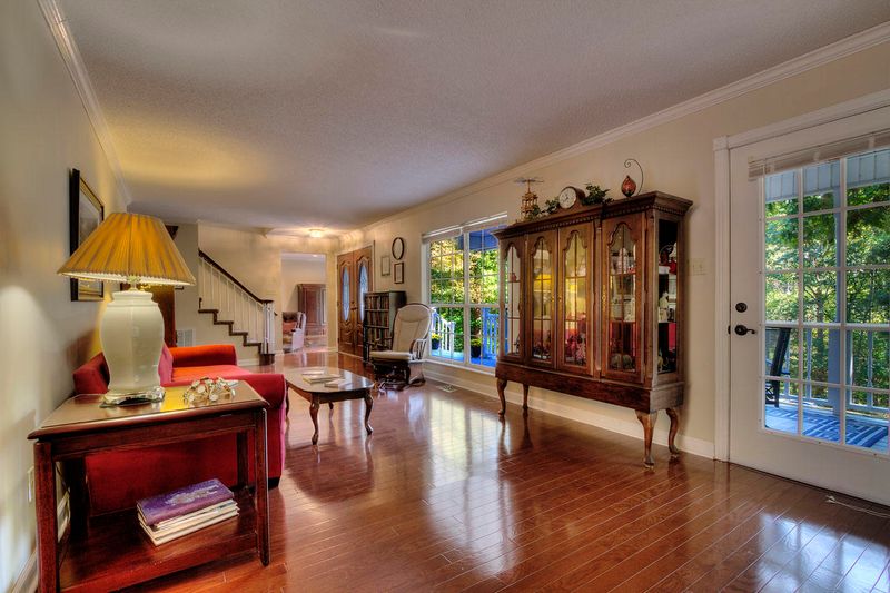 1208 Walden Ct, Sevierville, TN 37862
