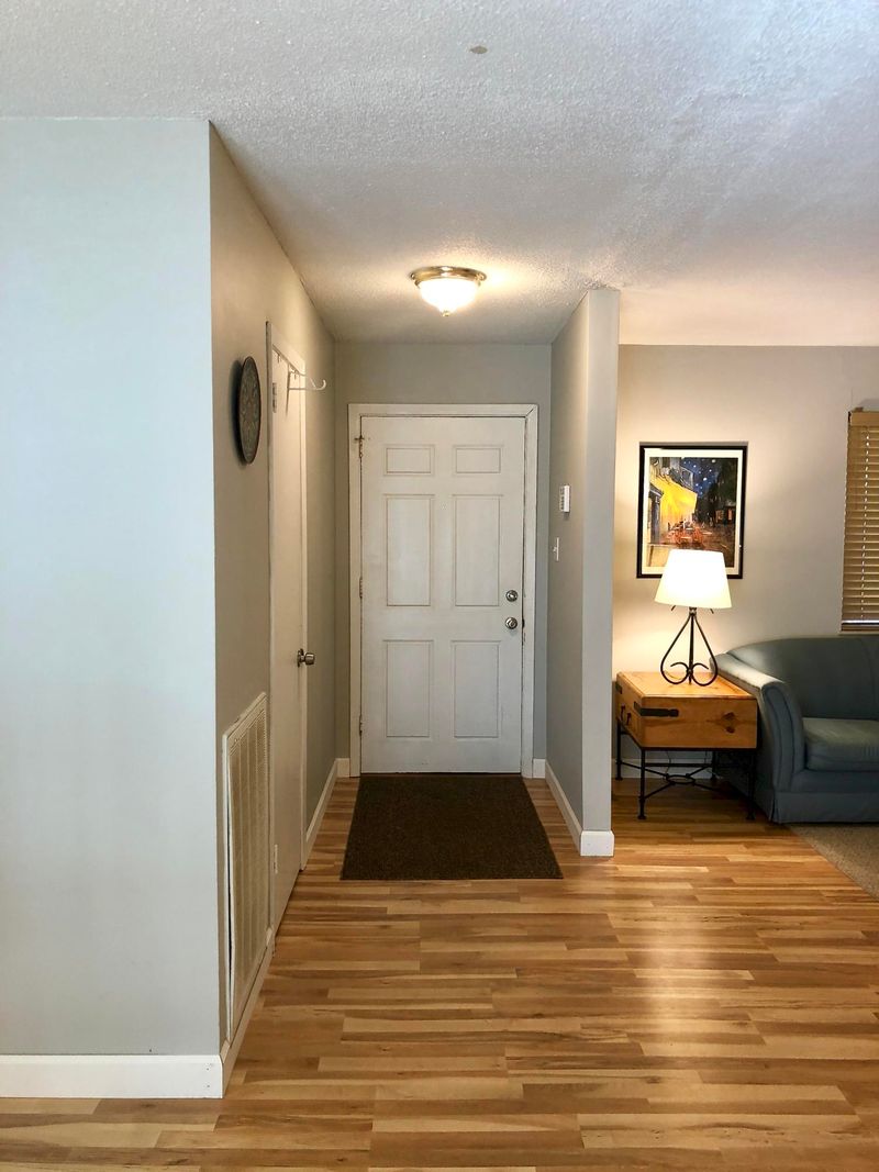 1208 Wallingford Rd, Knoxville, TN 37923