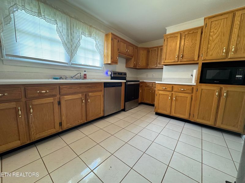 1209 Morgan St, Athens, TN 37303