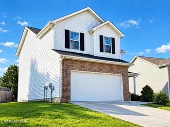 1209 Sky Top Ln, Powell, TN 37849