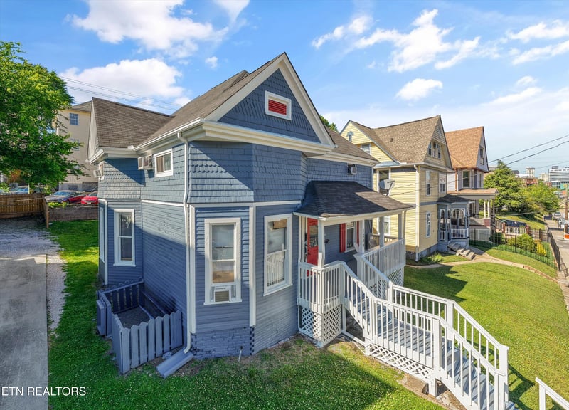 1209 W Clinch Ave, Knoxville, TN 37916